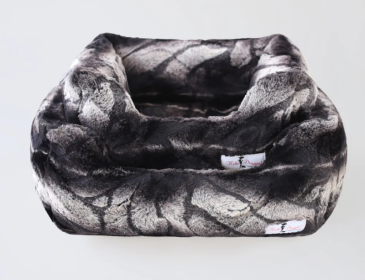 Deluxe Dog Bed Collection (Color Option: Chinchilla, size: S)
