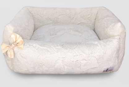 Dolce Vita Dog Bed Collection (Bow Option: No Bow, Color Option: Ivory)